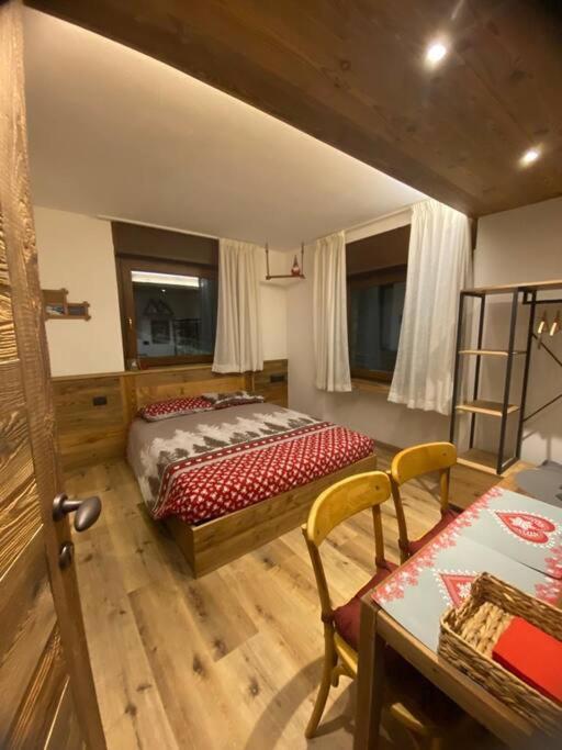 La Chambre De Chaloz Valtournenche Esterno foto